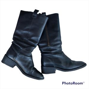 Chanel boots size 36 1/2 -no box/dust bag-style A G26843-